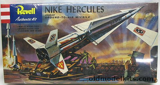 Revell 1/40 Douglas US Army Nike Hercules Ground-to-Air Missile, H1804-149 plastic model kit